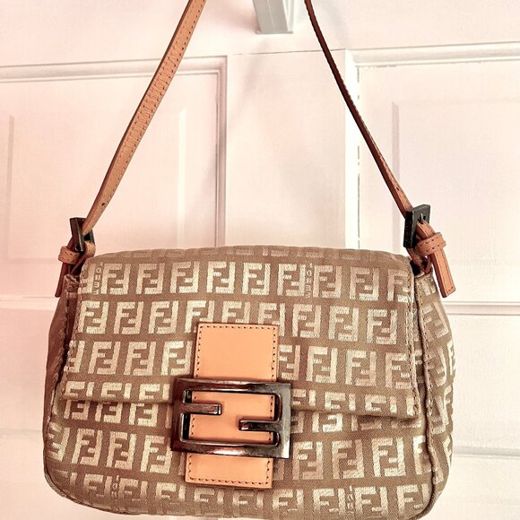 Authentic Vintage Fendi Zucchino Pouchette in near pristine condition - Picture 1 of 14